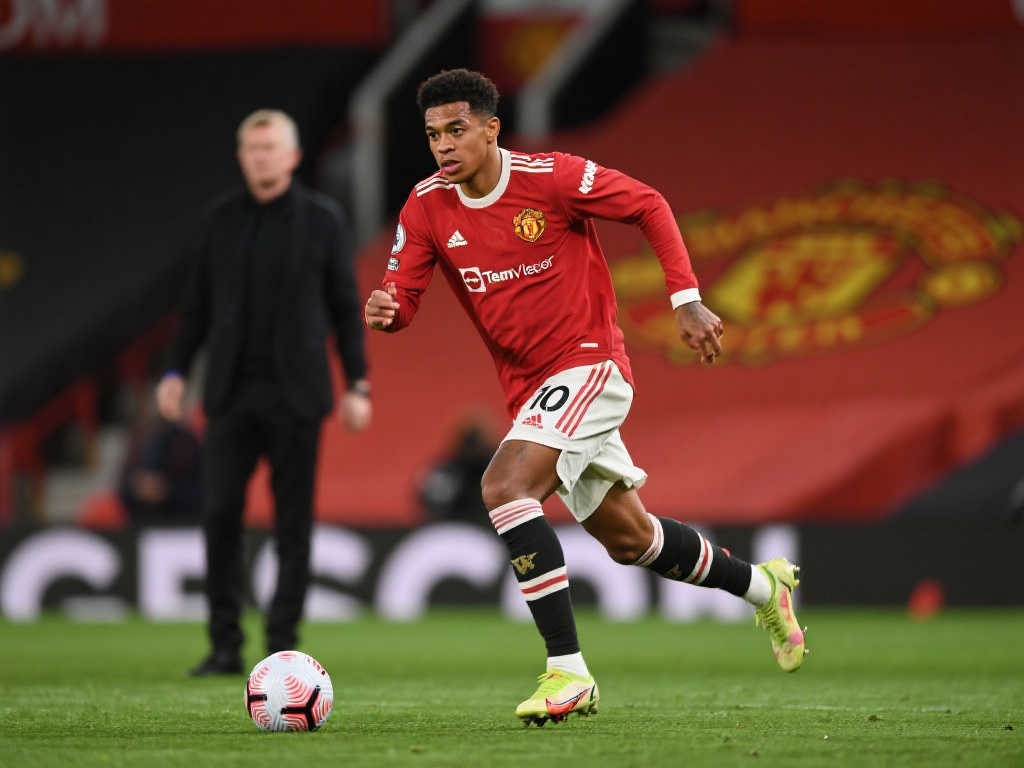 罗马诺:曼联拒绝为桑乔设置买断条款,夏季窗口将重新规划其未来 罗马诺:曼联拒绝为桑乔设置买断条款,夏季窗口将重新规划其未来